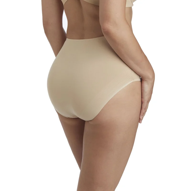 Naomi & Nicole Shapewear - Culotte micro invisible sans coutures Beige chaud – Image 4