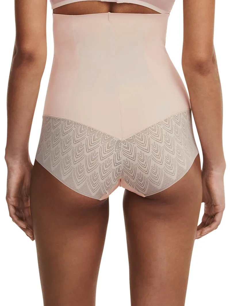 Chantelle - Slip Taille Très Haute Sexy Shape Beige Doré – Image 4