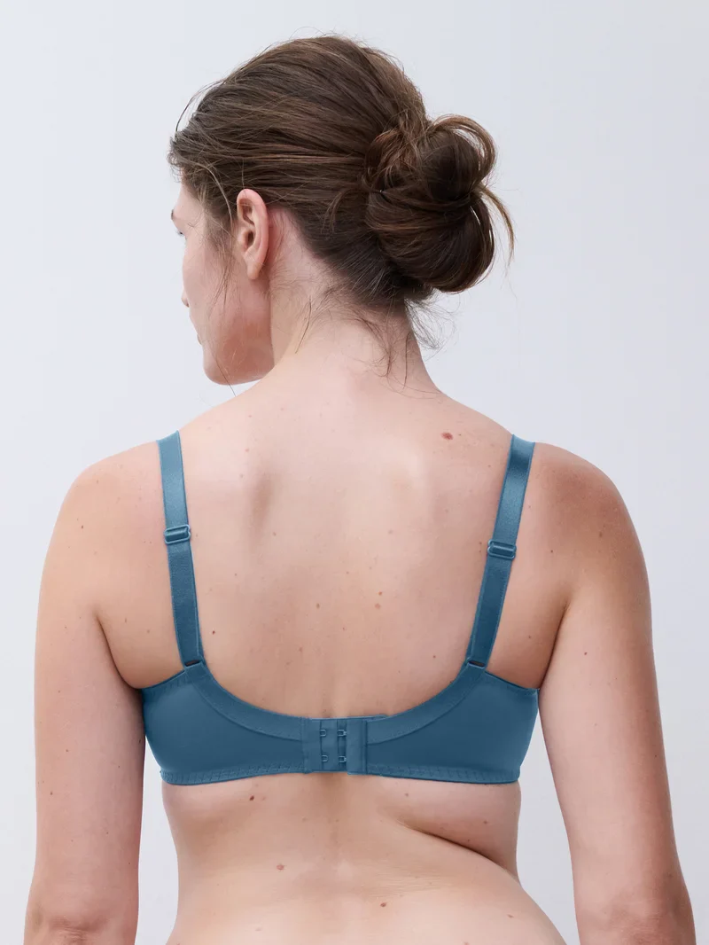 Chantelle - Soutien-gorge demi-bonnet à mémoire de forme Every Curve, nuances de bleu jean – Image 4