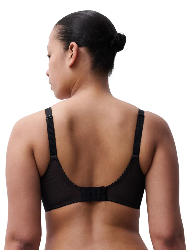 Chantelle - Soutien-gorge plongeant Vibe Noir – Image 6