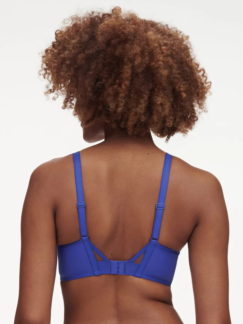 Chantelle - Soutien-gorge plongeant Play bleu indigo – Image 4