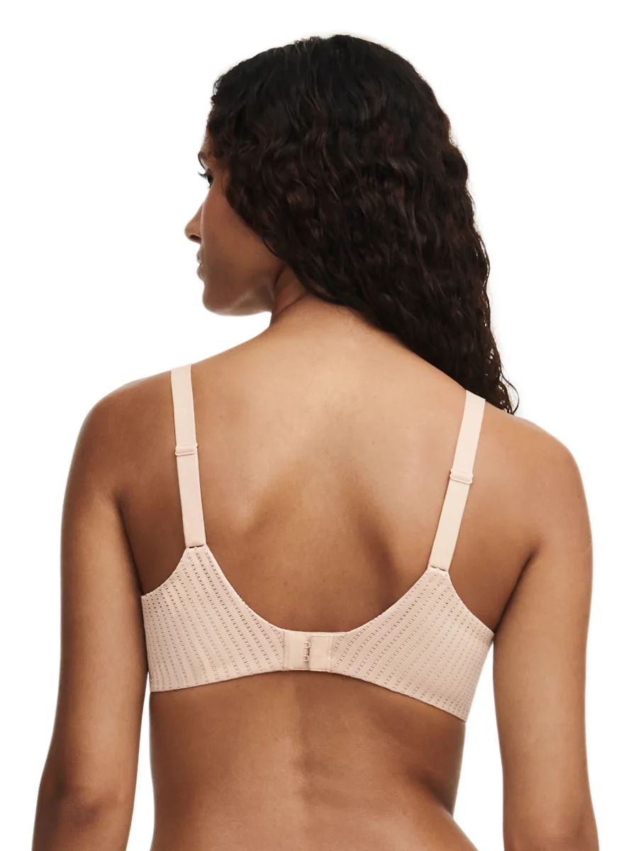 Chantelle Easyfeel - Soutien-gorge en mousse couvrant à armatures Marilyn Beige Doré – Image 3