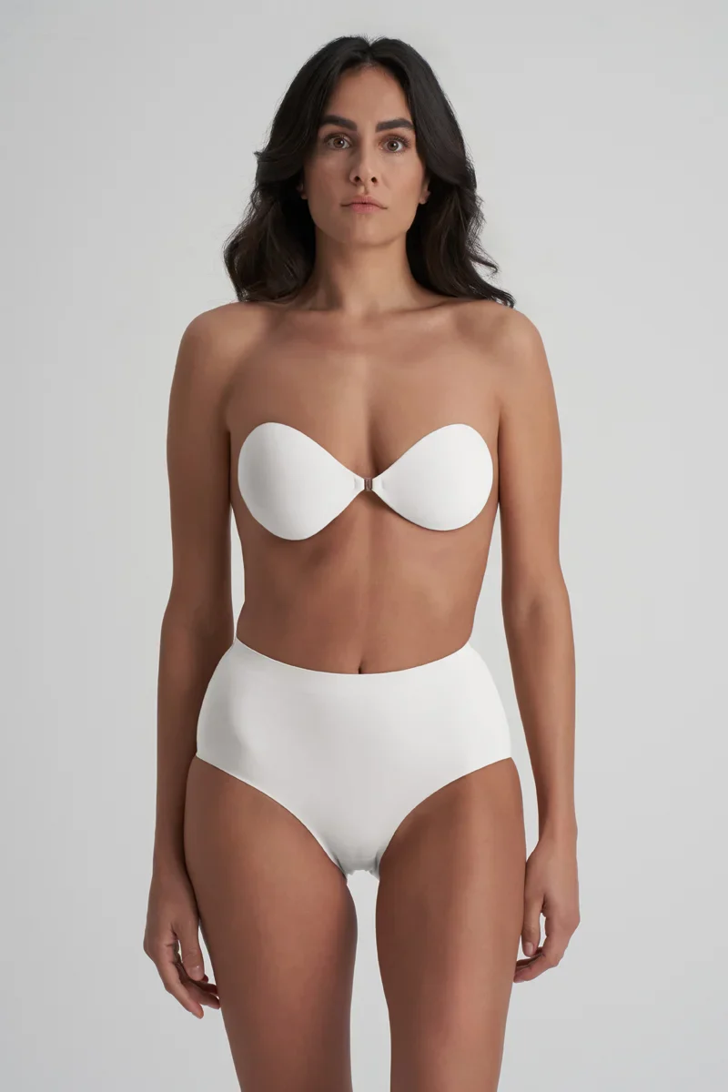 ByeBra - Soutiens-gorge adhésifs invisibles ivoire – Image 3