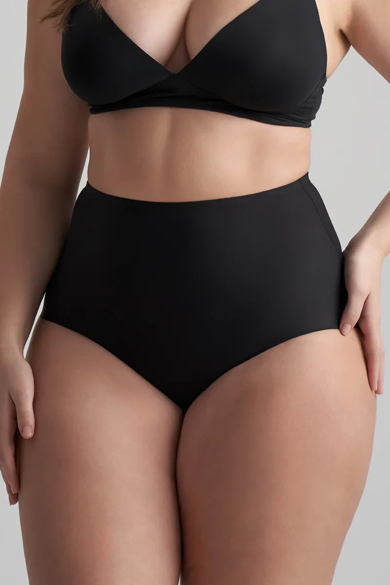 ByeBra - Culotte gainante invisible à maintien léger et taille mi-haute noire – Image 2