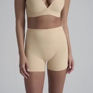 ByeBra - Short gainant invisible taille mi-haute beige, maintien léger