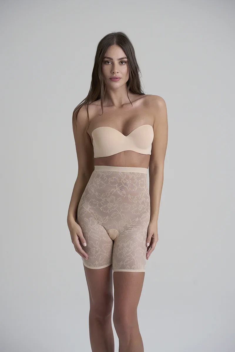 ByeBra - Short gainant en dentelle beige taille haute – Image 3
