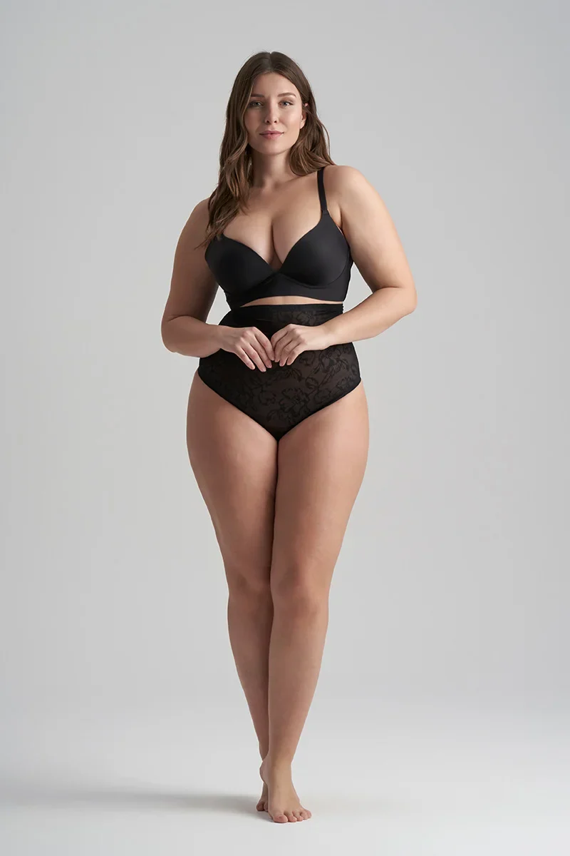 ByeBra - Lingerie sculptante en dentelle, string gainant taille haute noir – Image 4