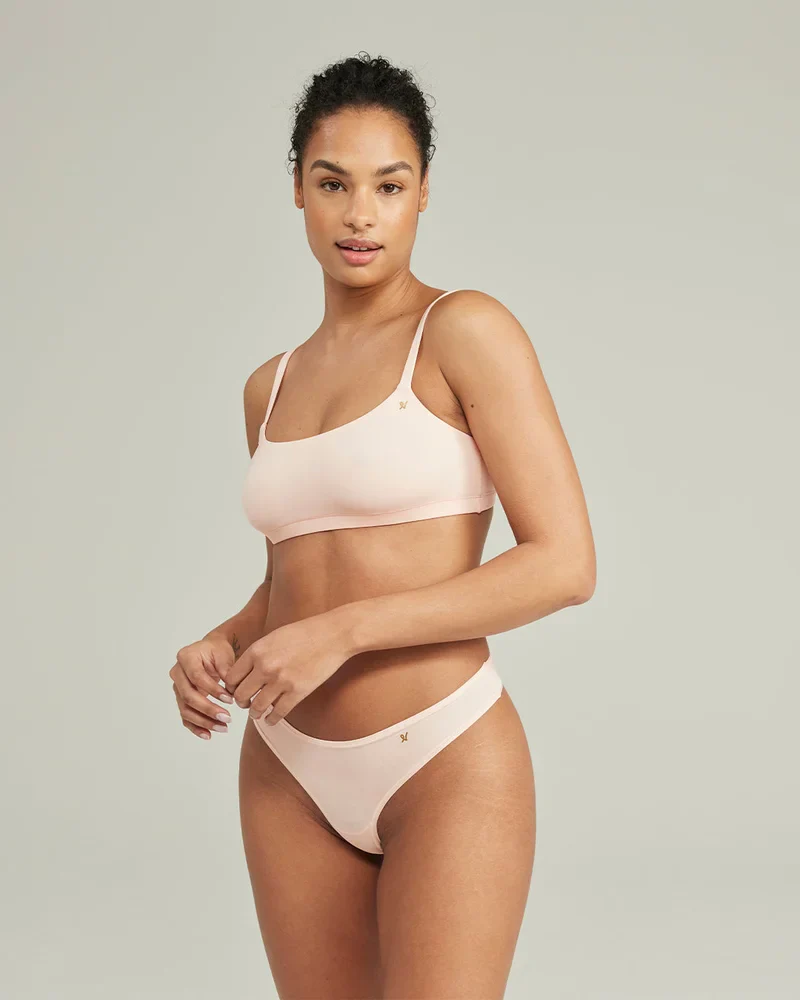 Nudea - Lot de 3 brassières extensibles à col rond, rose/blanc/sauge – Image 9