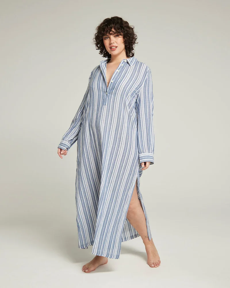 Nudea - Chemise maxi à rayures bleu marine – Image 3