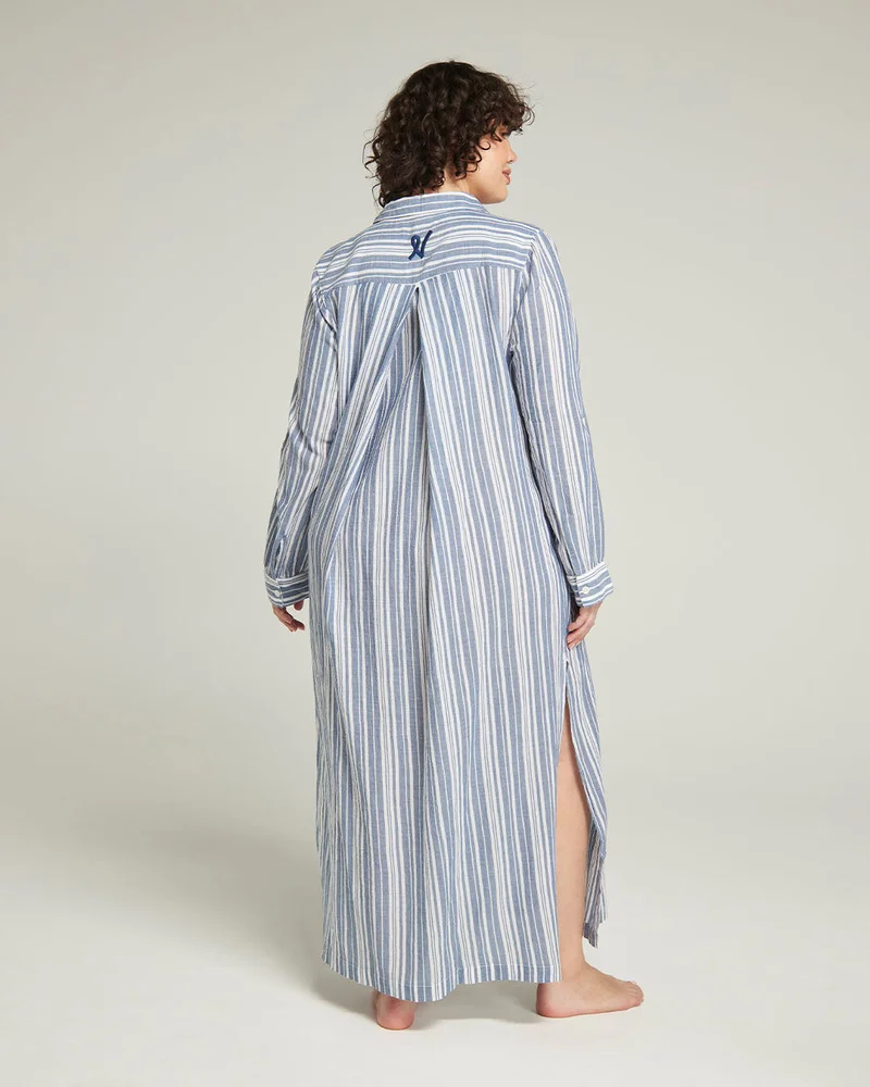 Nudea - Chemise maxi à rayures bleu marine – Image 6