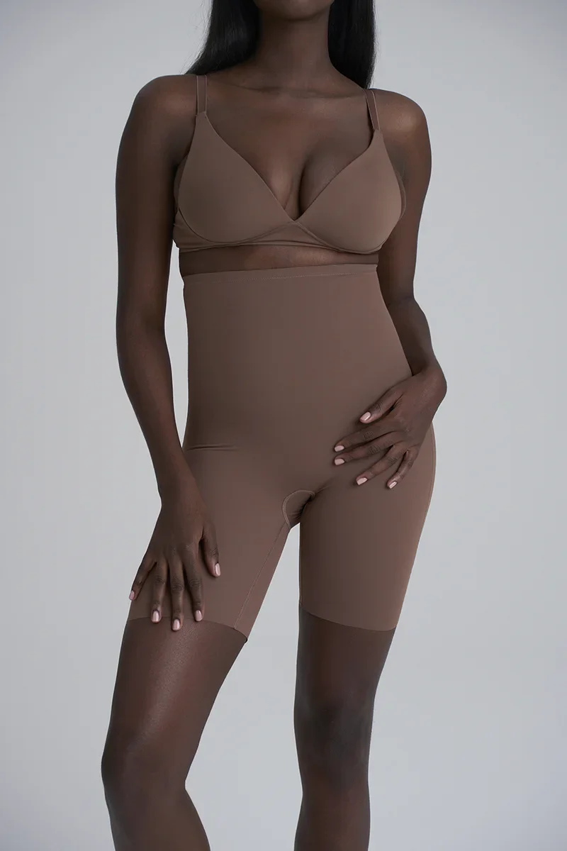 ByeBra - Gainant sculptant (Maintien fort) Shorty taille haute sculptant couleur cacao – Image 2