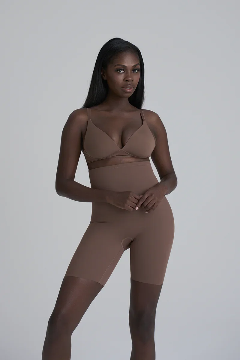 ByeBra - Gainant sculptant (Maintien fort) Shorty taille haute sculptant couleur cacao – Image 3