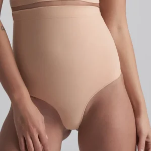 ByeBra - Culotte gainante sans coutures (maintien fort) String taille haute beige doux au toucher