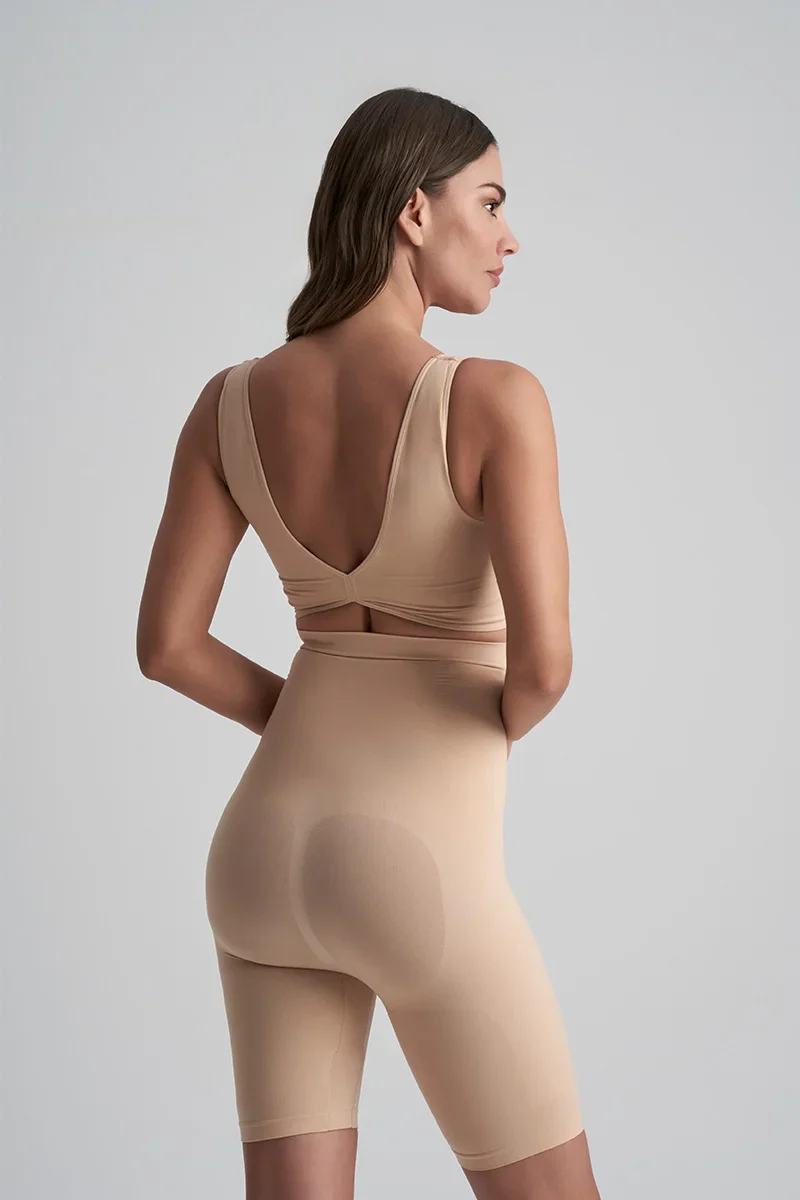 ByeBra - Gainant sans coutures (Maintien fort) Short beige taille haute au toucher doux – Image 5