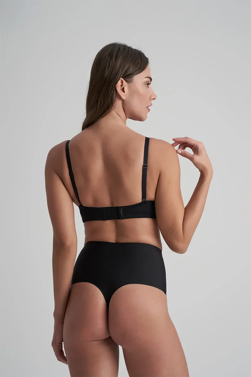 ByeBra - Gainant taille haute (Maintien extra fort) String taille mi-haute noir – Image 5