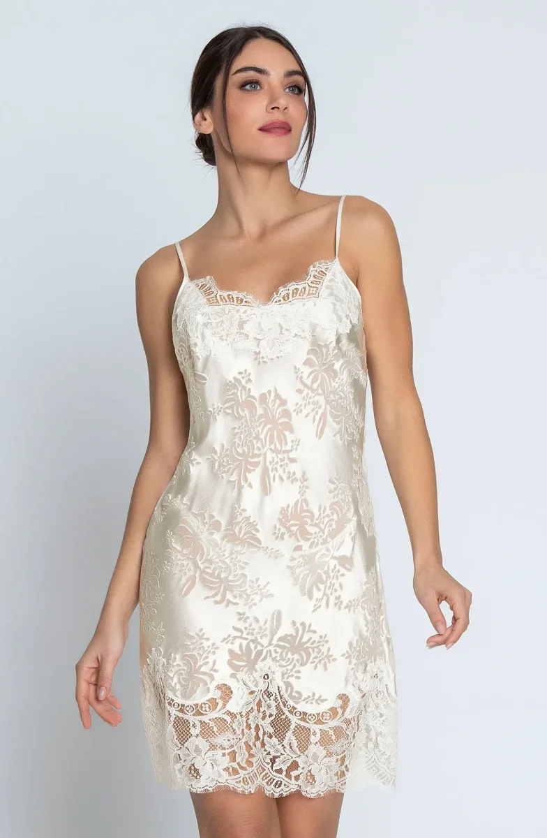 Lise Charmel - Robe De Nuit Bellissime Amour Ecru Nacre – Image 2