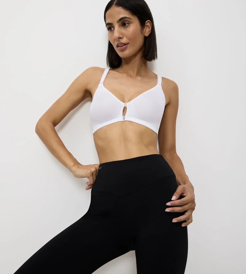 Triumph - Soutien-gorge de sport sans armatures Triaction Blanc – Image 3