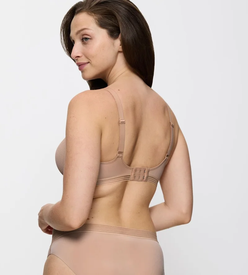 Triumph - Soutien-gorge minimiseur sans rembourrage Sensation Infinie Peau Lisse – Image 4
