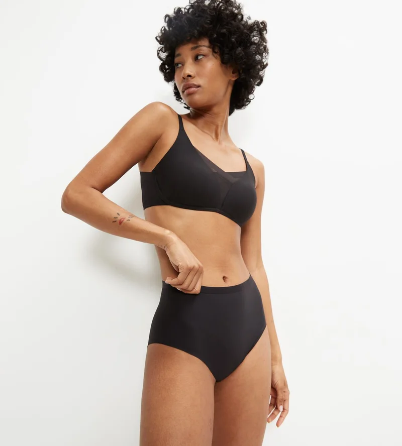 Triumph - Culotte Maxi Shape Smart Noire – Image 3