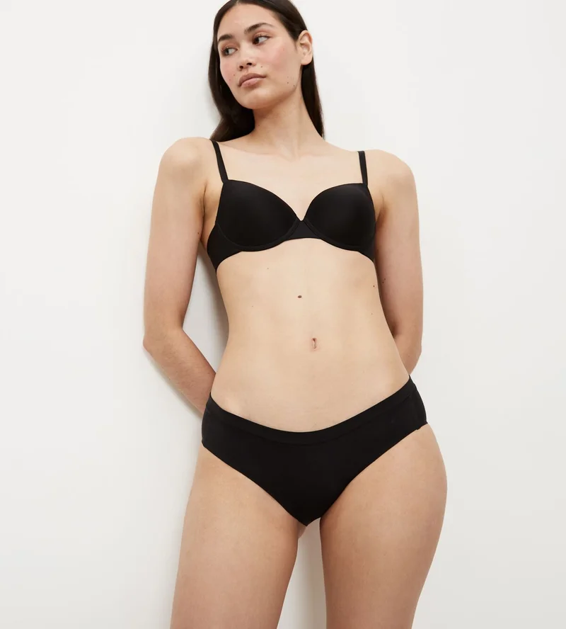 Triomphe - Ex-hipster noir, intelligent et naturel – Image 3