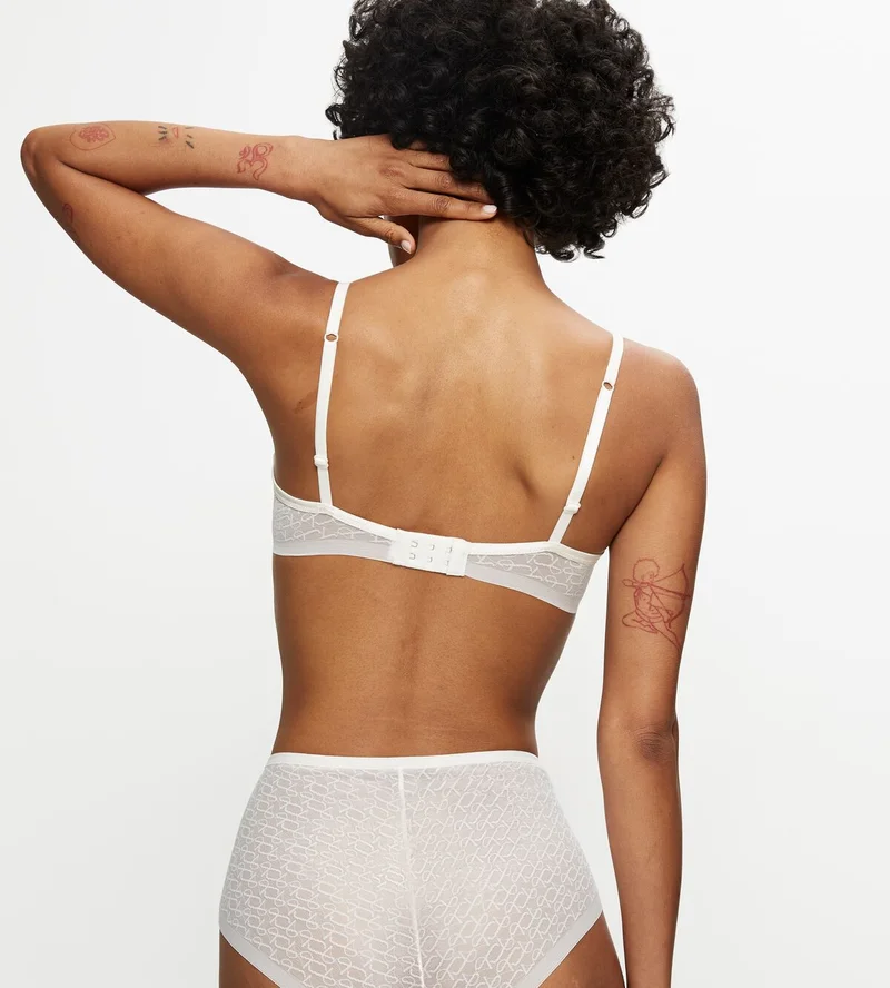 Triumph - Soutien-gorge moulé transparent Signature Écru Blanc – Image 4