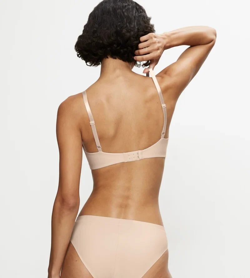 Triumph - Soutien-gorge moulé Pure Micro sans rembourrage Beige Camée – Image 4