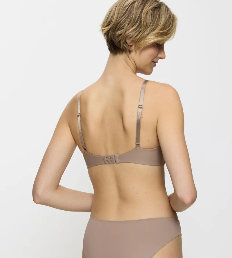 Triumph - Soutien-gorge moulé Pure Micro sans rembourrage, couleur Café Latte – Image 4