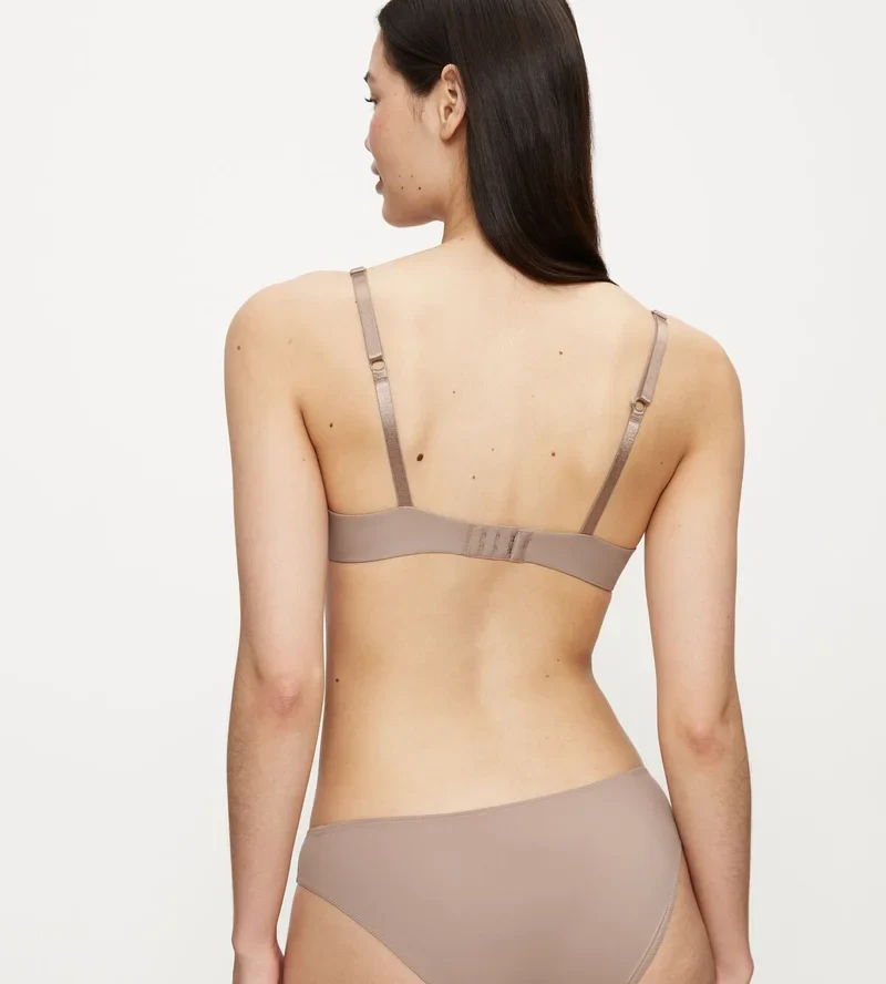 Triumph - Soutien-gorge à armatures moulé Pure Micro, couleur Café Latte – Image 4