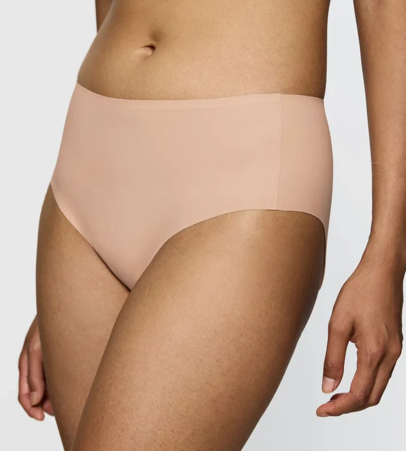 Triumph - Culotte invisible Smart Maxi Beige neutre – Image 5