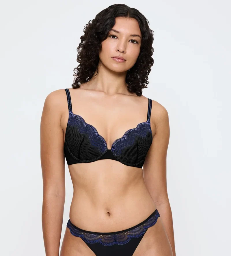 Triumph - Soutien-gorge push-up Comfort Glam Noir – Image 2