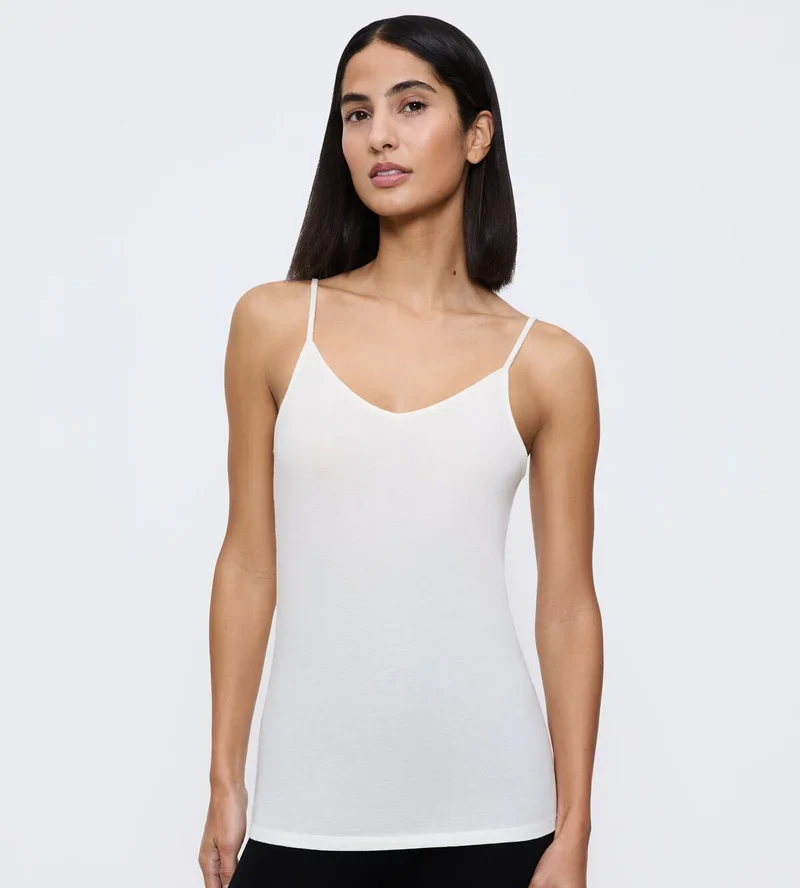 Triumph - Débardeur à fines bretelles Beauty Layers en laine écru blanc – Image 2